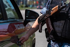 Столичные росгвардейцы задержали мужчину, заказавшего в больницу наркотики через интернет